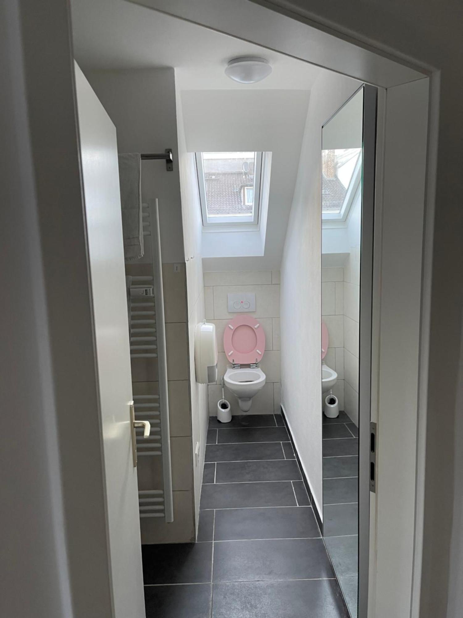 Bequemes Einzelzimmer Im Herzen Von คาสเซล ภายนอก รูปภาพ
